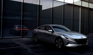 Hyundai Elantra 1
