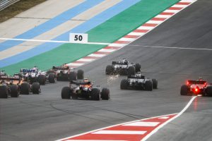 Formel 1 - Mercedes-AMG Petronas Motorsport, Großer Preis von Portugal 2020. Lewis Hamilton Valtteri Bottas Formula One - Mercedes-AMG Petronas Motorsport, Portugal GP 2020. Lewis Hamilton Valtteri Bottas