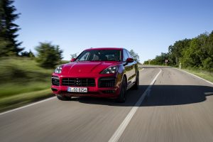 Porsche Reports 3