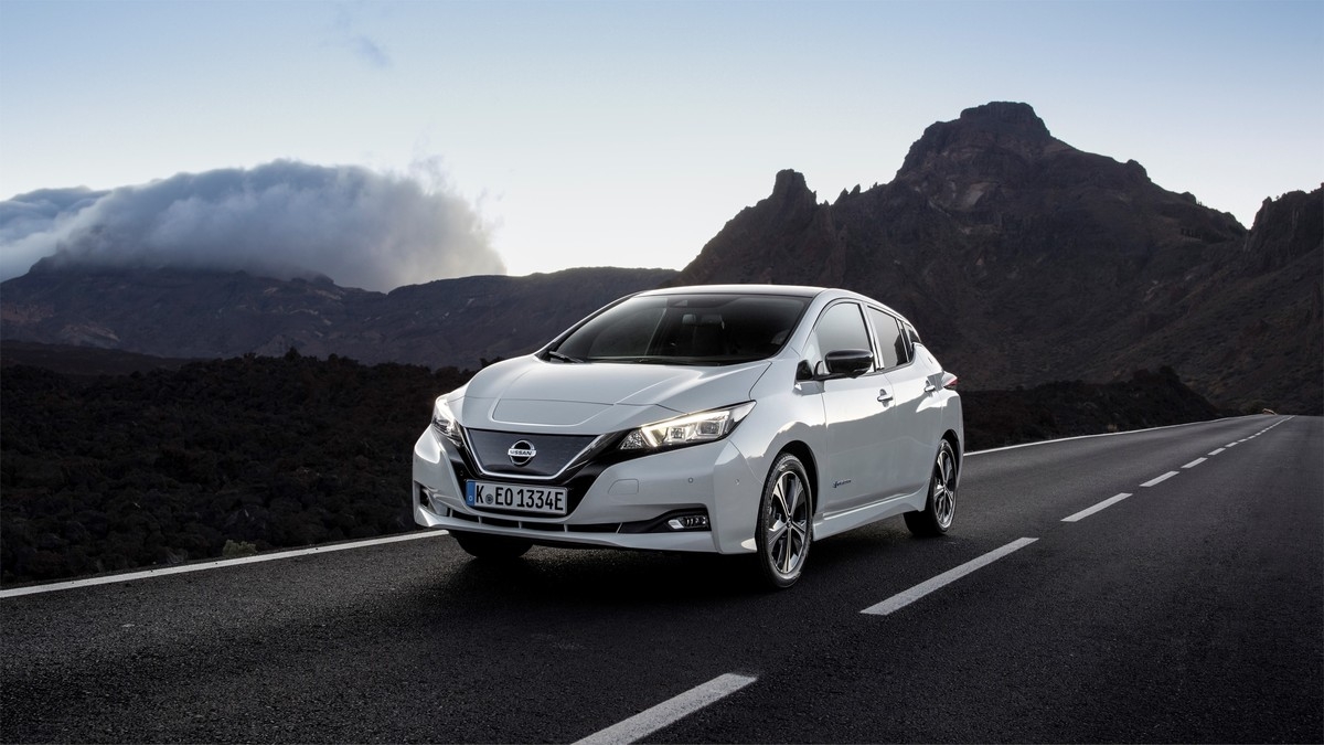 426214092_The_new_Nissan_LEAF_the_world_s_best_selling_zero_emissions_electric-1200x675-source