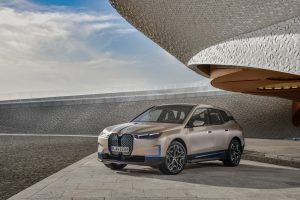 BMW iX 4