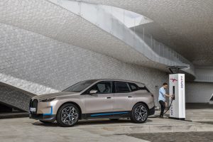BMW iX 5