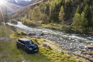 MINI Cooper SD Countryman 2