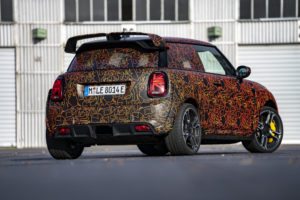 5- P90409782_highRes_mini-john-cooper-wor