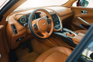 Aston Martin DBX 3