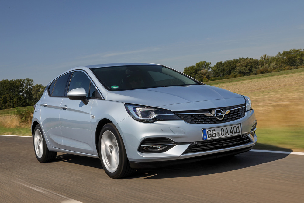 02-Opel-Astra