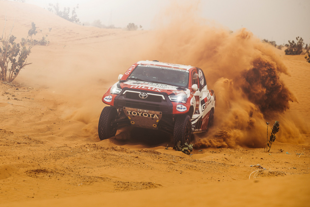 Giniel De Villiers (ZAF) for Toyota Gazoo Racing Team races during stage 5 of Rally Dakar 2021 from Riyadh to Buraydah, Saudi Arabia on January 07, 2021. // Flavien Duhamel/Red Bull Content Pool // SI202101070140 // Usage for editorial use only //