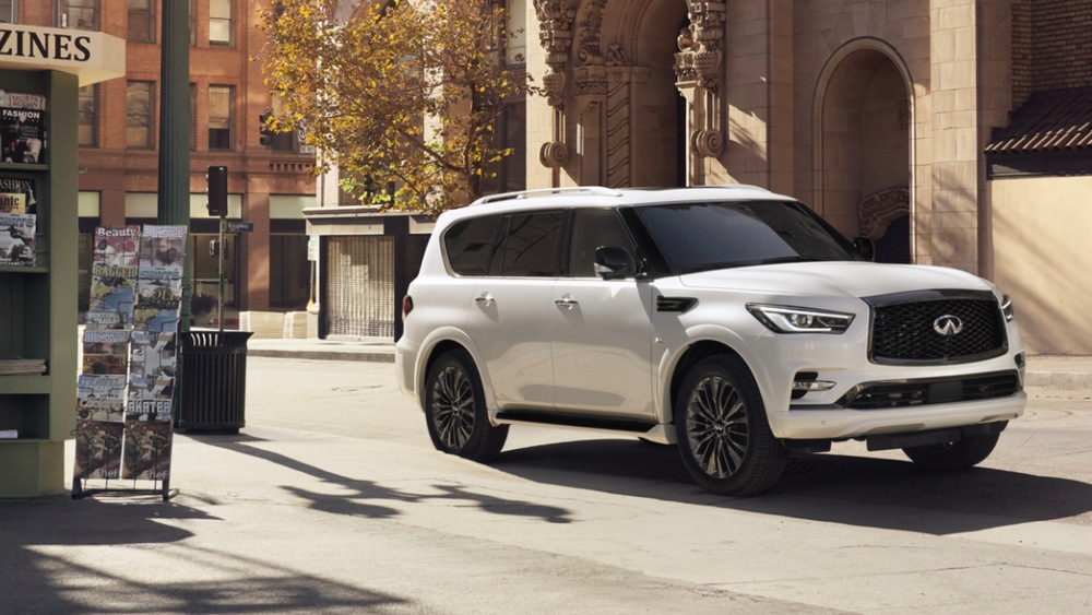 INFINITI QX80 Black Edition (002) 2
