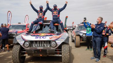 302 Peterhansel Stéphane (fra), Boulanger Edouard (fra), Mini, X-Raid Mini JCQ Team, Auto, Quandt Sven, owner of Xraid Rallye Team, portrait celebrating the dakar win during the 12th stage of the Dakar 2021 between Yanbu and Jeddah, in Saudi Arabia on January 15, 2021 - Photo Antonin Vincent / DPPI