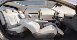 3 Large-45012-HyundaiIONIQ5RedefinesElectricMobilityLifestyle