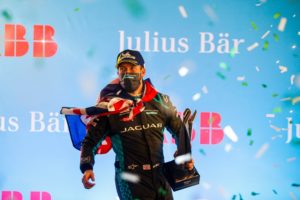 Race Winner Sam Bird (GBR) Panasonic Jaguar Racing celebrates on the podium with the trophy