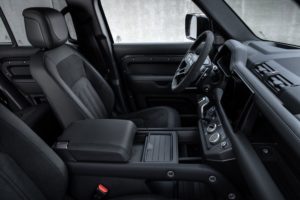 6 LR_DEF_V8_INTERIOR_22MY_250221_01