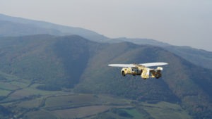 2 _2021_AeroMobil_Test_Flights_stills_Flying_beside_hills