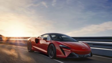 3 12994-McLarenArtura