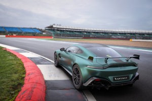 4 Vantage F1® Edition_05