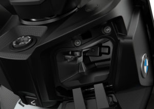 8 bmw-c-400-x-usb-char