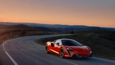 3 13125-All-newMcLarenArturaHigh-PerformanceHybridpowertrain-ArturaFront