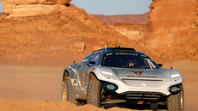 ALULA, SAUDI ARABIA - APRIL 02: Claudia Hurtgen (GER), ABT CUPRA XE during the Desert X-Prix at AlUla on April 02, 2021 in AlUla, Saudi Arabia. (Photo by Sam Bloxham / LAT Images)