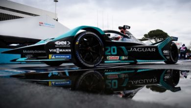 CIRCUITO CITTADINO DELL'EUR, ITALY - APRIL 11: Mitch Evans (NZL), Jaguar Racing, Jaguar I-Type 5 during the Rome ePrix II at Circuito Cittadino dell'EUR on Sunday April 11, 2021 in Rome, Italy. (Photo by Simon Galloway / LAT Images)