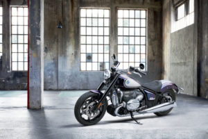 2 bmw-r-18-with-option