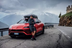 2 Lamborghini Urus Aaron Dorogati