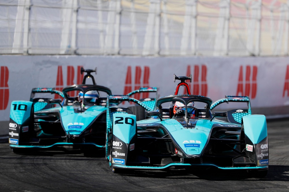 AUTODROMO MIGUEL E. ABED, MEXICO - JUNE 20: Mitch Evans (NZL), Jaguar Racing, Jaguar I-TYPE 5, leads Sam Bird (GBR), Jaguar Racing, Jaguar I-TYPE 5 during the Puebla E-Prix II at Autodromo Miguel E. Abed on Sunday June 20, 2021, Mexico. (Photo by Sam Bloxham / LAT Images)