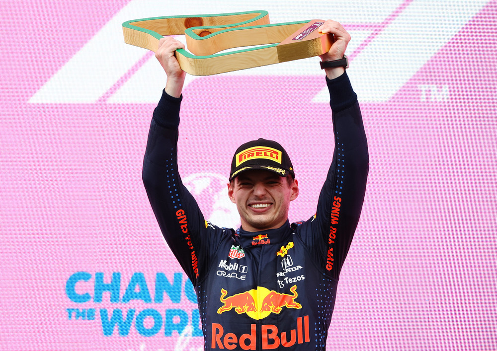 SPIELBERG, AUSTRIA - JUNE 27: Race winner Max Verstappen of Netherlands and Red Bull Racing celebrates on the podium during the F1 Grand Prix of Styria at Red Bull Ring on June 27, 2021 in Spielberg, Austria. (Photo by Bryn Lennon/Getty Images) // Getty Images / Red Bull Content Pool // SI202106270439 // Usage for editorial use only //