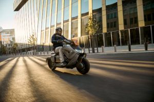 10 the-new-bmw-ce-04-th