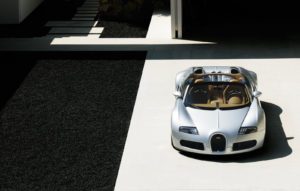11_bugatti_lamaisonpursang_cannes-2008_credit-alex-howe-for-car-magazine