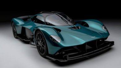 4 Aston Martin Valkyrie