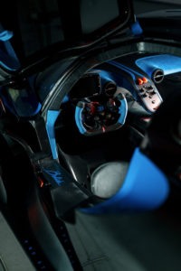 09_bugatti_interior_snap_2