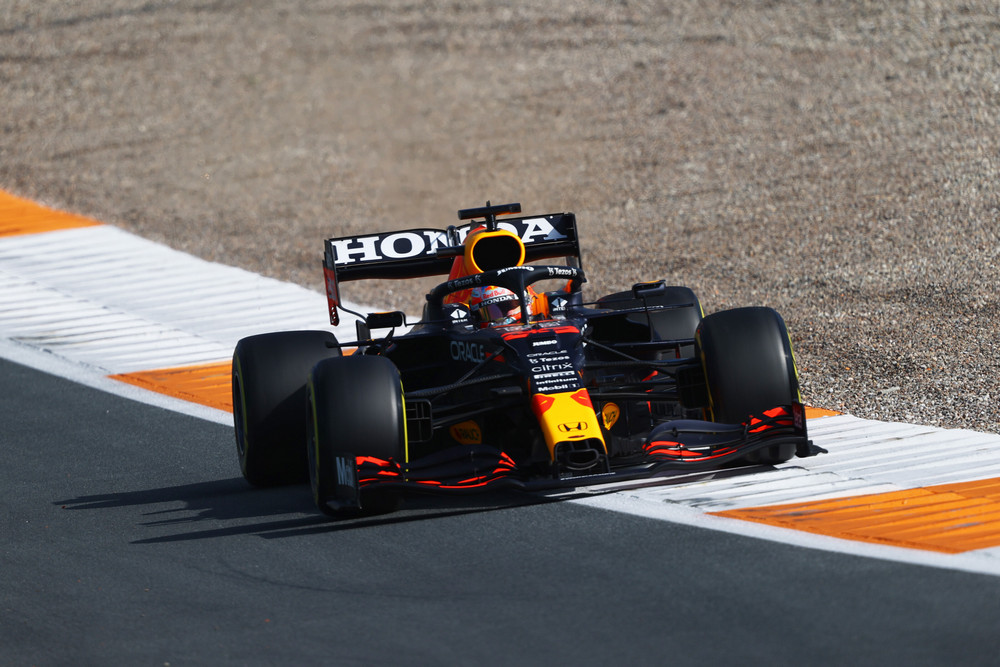 ZANDVOORT, NETHERLANDS - SEPTEMBER 03: Max Verstappen of the Netherlands driving the (33) Red Bull Racing RB16B Honda during practice ahead of the F1 Grand Prix of The Netherlands at Circuit Zandvoort on September 03, 2021 in Zandvoort, Netherlands. (Photo by Bryn Lennon/Getty Images) // Getty Images / Red Bull Content Pool // SI202109030436 // Usage for editorial use only //