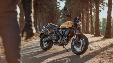 2 MY22_DucatiScrambler_1100TributePro_038_UC342888_High