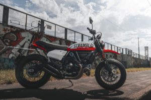 4 MY22_DucatiScrambler_UrbanMotard_023_UC341520_High