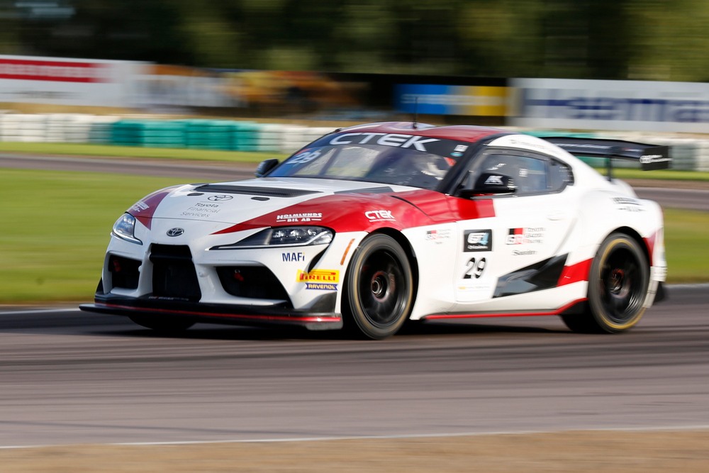 5 TGR_Sweden_GT4_Scandinavia_R02_Karlskoga_10