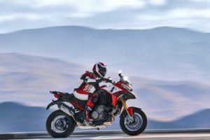6 MY22_Ducati_Multistrada_V4_PikesPeak_109_UC347851_High