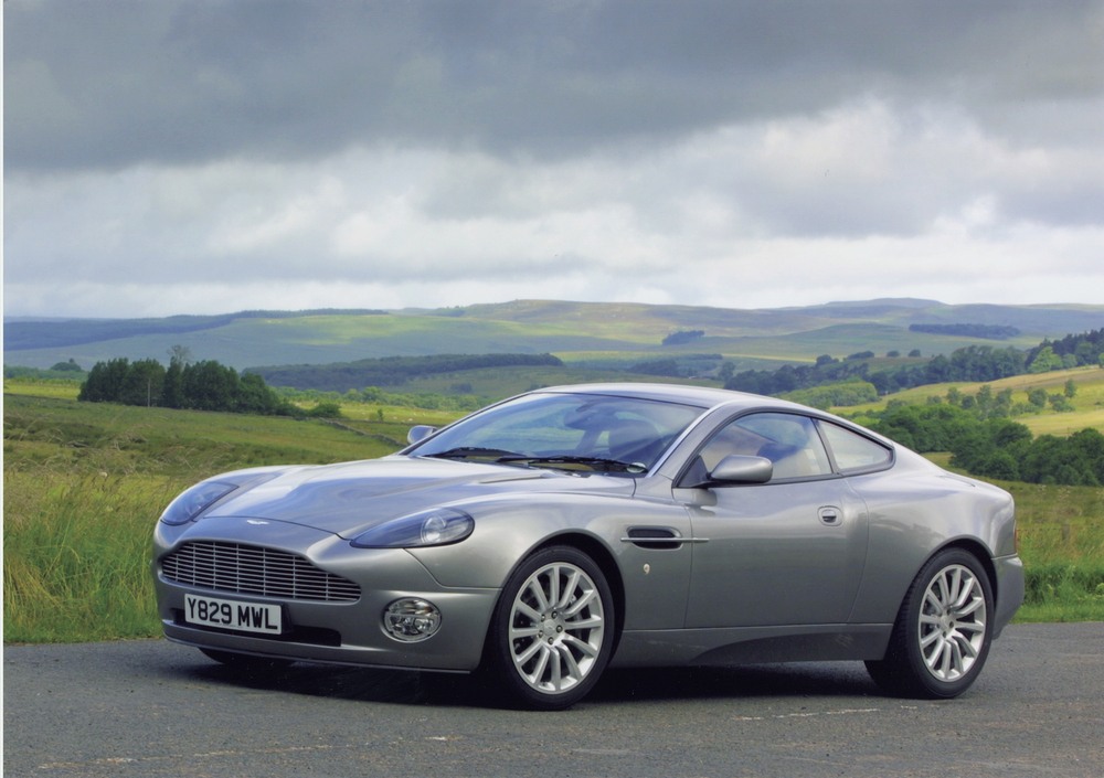 10 The Aston Martin V12 Vanquish - 2001