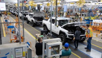 Production is now set to begin at the former Detroit-Hamtramck assembly plant, less than two years after GM announced the massive $2.2 billion investment to fully renovate the facility to build a variety of all-electric trucks and SUVs. Pre-production of the 2022 GMC HUMMER EV pickups began at Factory ZERO this fall and GMC HUMMER EV is on track to deliver the first vehicles to customers by the end of the year. (Photo by Jeffrey Sauger for General Motors)