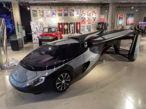 4 AeroMobil_Art_Showcar_TheArsenale_Car_Mode_2021_3