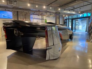 6 AeroMobil_Art_Showcar_TheArsenale_Car_Mode_2021_5