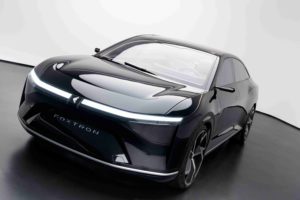 Foxconn Model E designed by PININFARINA