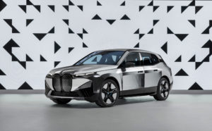 1 bmw-ix-flow-featurin