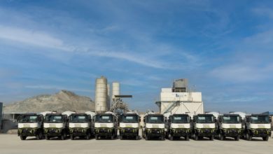 3 - RENAULT TRUCKS COMPLETES DELIVERY OF 10 UNITS OF K 380 P6X4