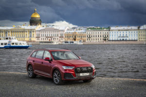 Static photo, Colour: Matador red