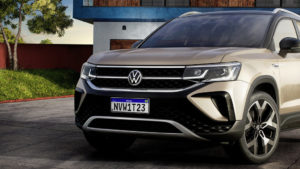The front of the Volkswagen Taos is raised, the lines angular