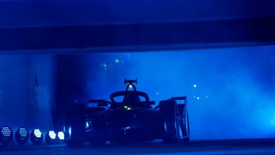 RIYADH STREET CIRCUIT, SAUDI ARABIA - JANUARY 29: Edoardo Mortara (CHE), ROKiT Venturi Racing, Silver Arrow 02 , 1st position during the Diriyah ePrix II at Riyadh Street Circuit on Saturday January 29, 2022 in Riyadh, Saudi Arabia. (Photo by Sam Bloxham / LAT Images)
