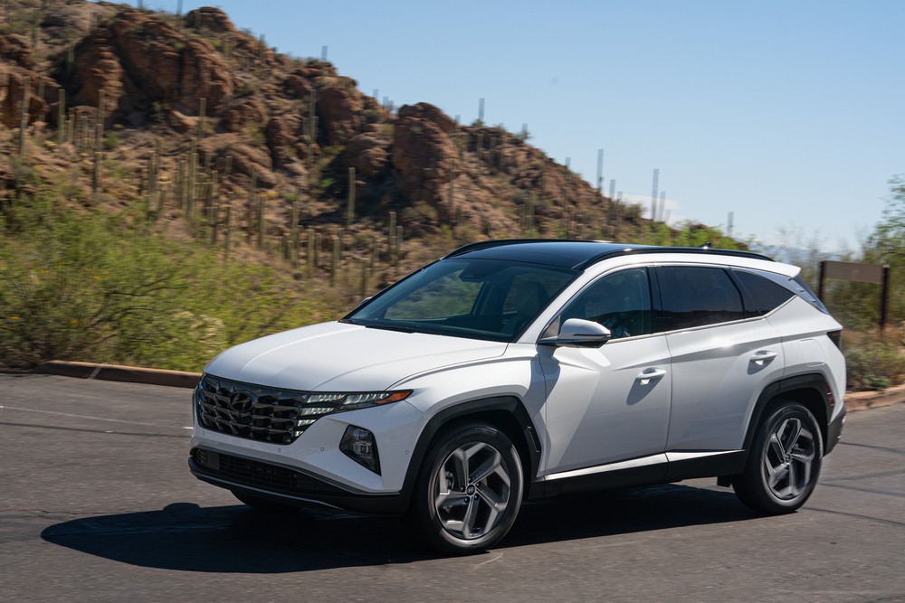2 -45609-2022TucsonHybrid
