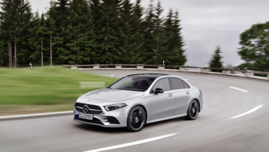 Mercedes-Benz A-Klasse Limousine, Iridiumsilber, Interieur: AMG Line schwarz, Artico Dinamica schwarz Mercedes-Benz A-Class Sedan, Iridium silver, Interior: AMG Line black, Artico / dinamica microfibre black