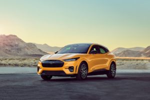 2021-Mustang-Mach-E-GT-Performance-Edition_03