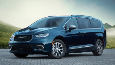 The 2022 Chrysler Pacifica Pinnacle Hybrid features the most luxurious interior in its class and remains the first and only plug-in hybrid in the segment, achieving more than 80 miles per gallon equivalent (MPGe), an all-electric range of more than 30 miles and a total range of more than 500 miles.